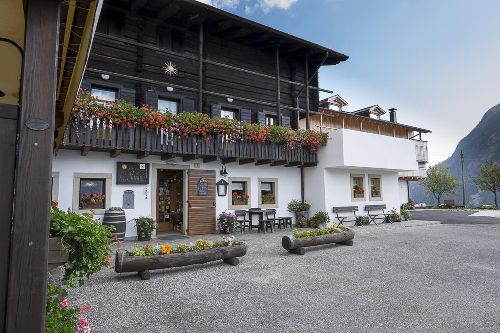 Albergo Riglarhaus Sauris Exteriör bild